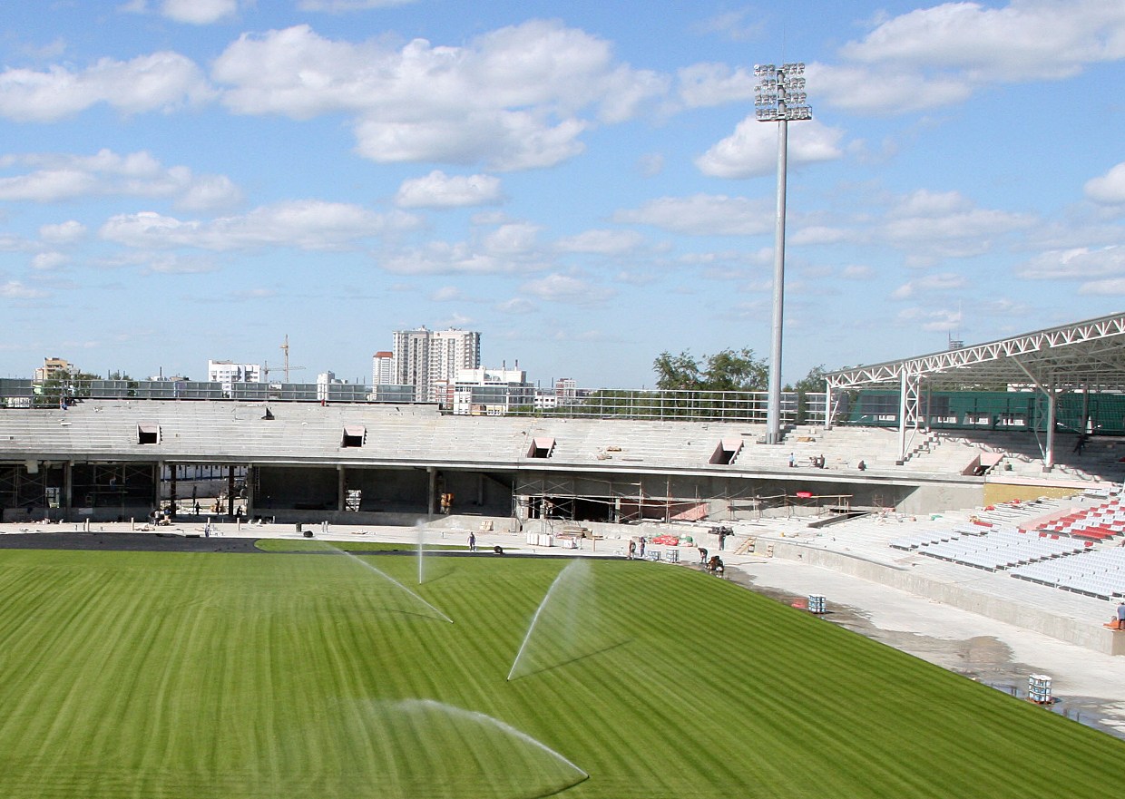 http://sport-oboz.com/wp-content/gallery/rekonstrukciya-centralnogo-stadiona-v-ekaterinburge/stadium_16.jpg